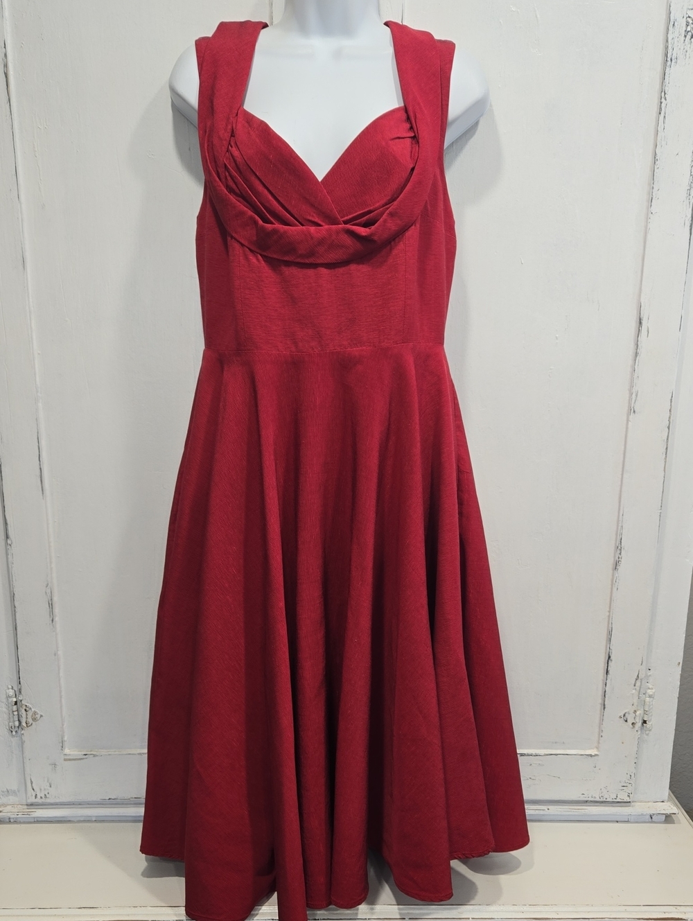 CANDICE GWINN BELOW THE KNEE DRESS.. SIZE 14... #8052